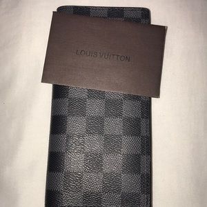 Louis V.  Men’s Wallet